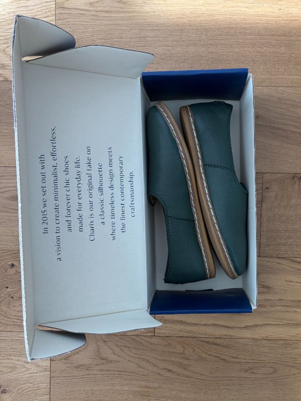 New in Box Charix Shoes - Super comfy! Size 37 EU / 7 US, Hunter Green